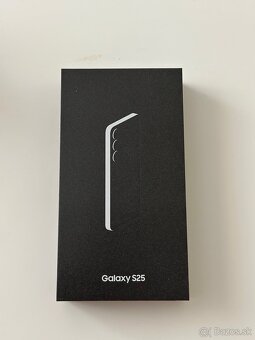 Samsung Galaxy S25 512GB – Sivá farba - 2