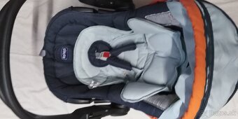 Autosedacka chicco plus isofix - 2