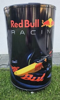 Jedinečná chladnička Redbull - 2