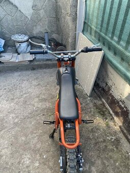 Motorka Hecht - 2