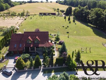 NA PREDAJ VÝNIMOČNÁ RODINNÁ VILA, POZEMOK 8000M2, PRIETRŽ, o - 2