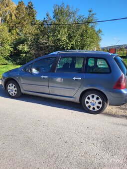 Peugeot 307 SW 7 MIESTNY ROK.2004 - 2