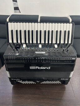 Predám akordeón Roland FR-4x - 2