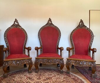 Set troch starožitnýh masívnych kresiel - 2