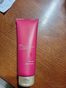 Set attraction closer - 2