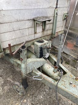 Vyklapacia vlecka - 2