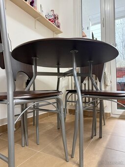 Jedálenský stôl so stoličkami - 2