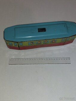 Stará plechová hračka - 2