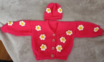 Kvetinový svetrik - 2