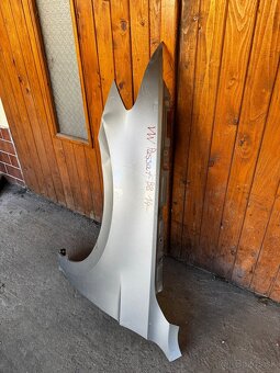 VW Passat B8 2014- ľavý blatník - 2