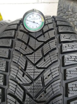 Zimné 225/50 R 17 98 H XL. - 2