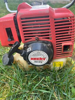 Krovinorez hecht - 2