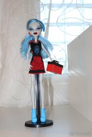 Monster High - Ghoulia Yelps - 2