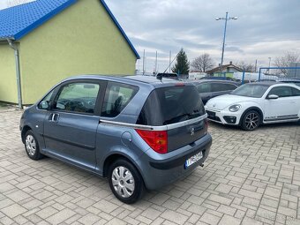 Peugeot 1007 - 2