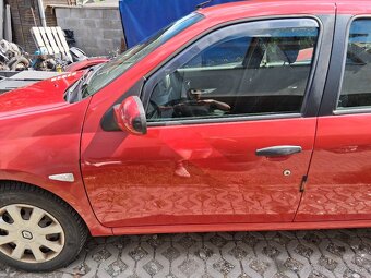 Predam predne soferove dvere na Renault Thália 1.2 55kw 2011 - 2