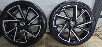 Disky Škoda s letnými pmeu 205/45 R18 - 2