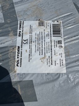 FASADNY POLYSTYREN hr. 220mm, 130-135m2, polovičná cena. - 2
