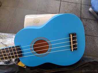 Predám pekné ukulele - 2
