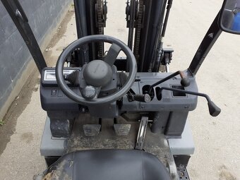 Vysokozdvižný vozík Nissan P1D1A15LQ LPG - 2