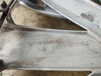 Puklice 16" VW Passat B8 -originál - 2