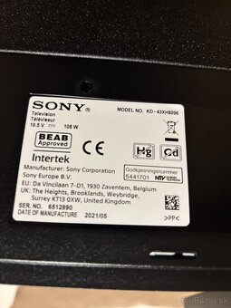 Sony KD-43XH8096 LCD televízor  poškodená displej - 2