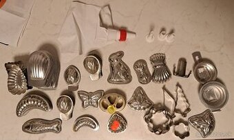 Starožitné Formy na pečenie + zdobičky - 2