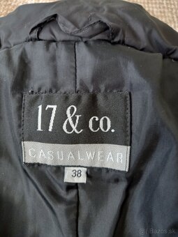 Dámsky prešívaný čierny kabát veľ. č. 38 - 2