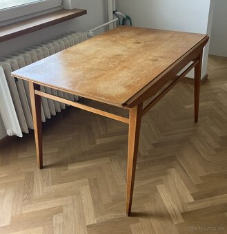 Poctivý retro rozkladací jedálenský stôl z masívu 70 roky - 2