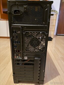 Predám PC bedňu s osadenými komponentmi (zdroj zdarma) - 2