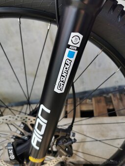 Horsky elektrobicykel celoodpruzeny kolesa 27,5 ram 19/L - 2