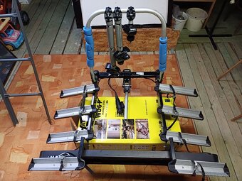 Nosič 4 bicyklov na ťažné zaridenie, typ Hakr - 2