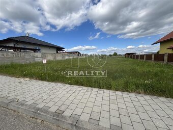 Stavebný pozemok na predaj – Veľká Lomnica (640 m2) - 2