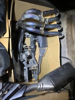 Suzuki GSXR 1000 K7-K8 diely - 2