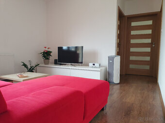 PREDAJ 3-izbový byt 64 m2 s parkovacím státím, Rajka - 2