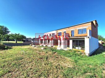 Predám 4-izbový veľký tehlový dom 220m2 Nižná Hutka,garáž,2x - 2