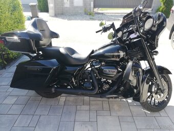 Harley davidson street glide špeciál 117 - 2
