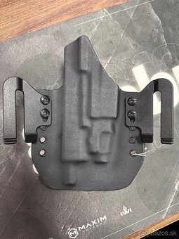 Kydexové púzdro Glock 19 + streamlight - 2