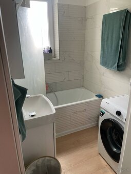 3-izbový zariadený byt s balkónom a pivnicou na PRENÁJOM - 2