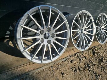 Zánovné Disky AUDI 5x112 17" ET29 - 2
