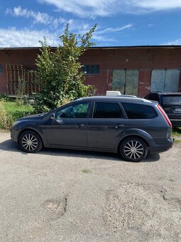 ROZPREDÁM Ford Focus 2 Facelift - 2