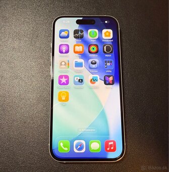 iPhone 15 128GB - 2