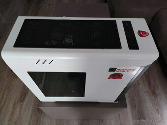 Pc skrina AeroCool Aero-1000 - 2