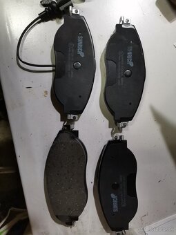 Brzdové doštičky superb Passat - 2