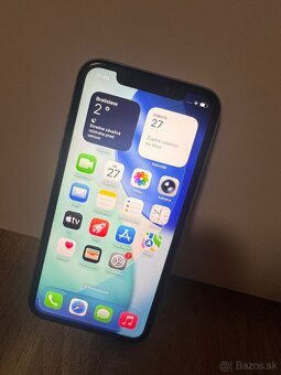 iPhone 11 (128GB) - 2