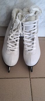 Dievčenské korčule - 2