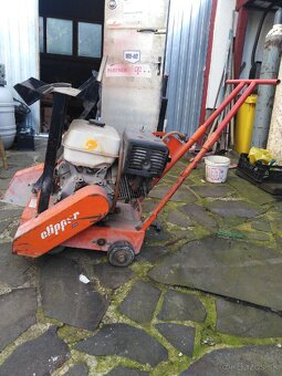 Rezačka píla asfaltu a betónu clipper - 2