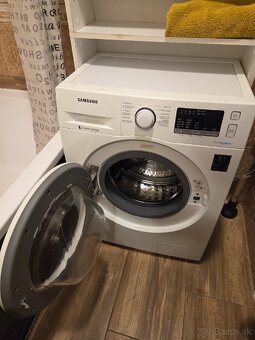 Práčka Samsung WF60F4E0W0W - 2