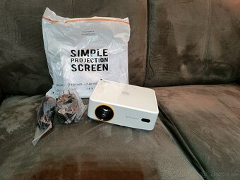 VANKYO Leisure 570B - 2