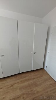 Predám skrine vyrobené na mieru - 2