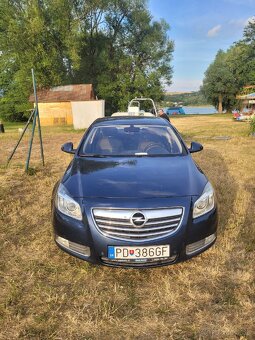 Opel insignia rv2011 - 2